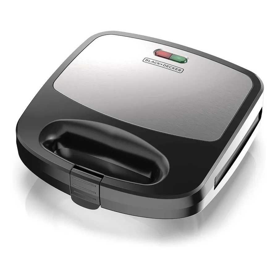 Máquina de Waffles BLACK+DECKER WM2000SD preta e prata
