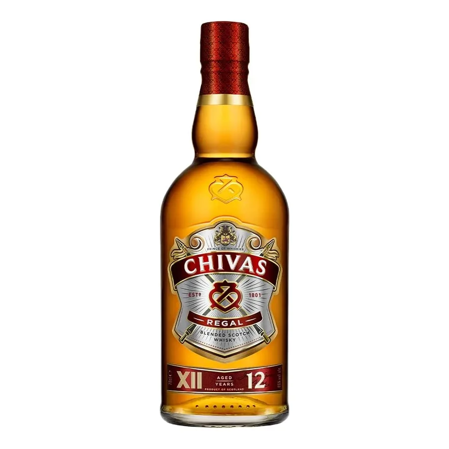 Garrafa e rótulo do Whisky Chivas Regal 12 anos