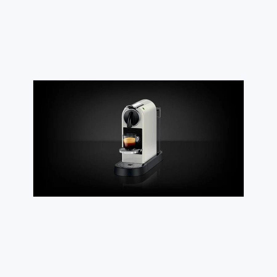 Nespresso CitiZ branca em fundo claro