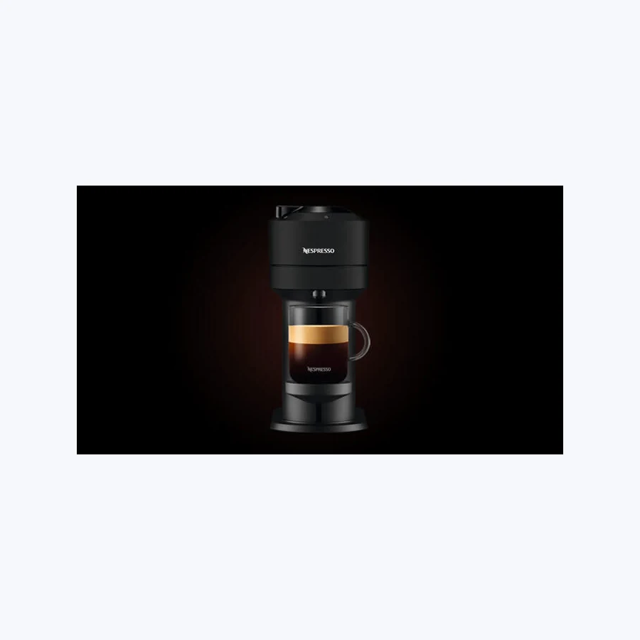 Nespresso Vertuo Next preta em fundo claro